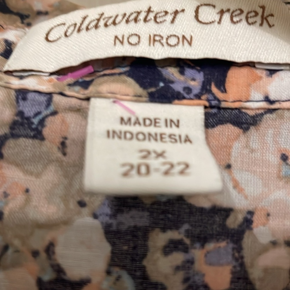 Coldwater Creek crisp  floral cotton no iron oversized button down  2x - Picture 3 of 6